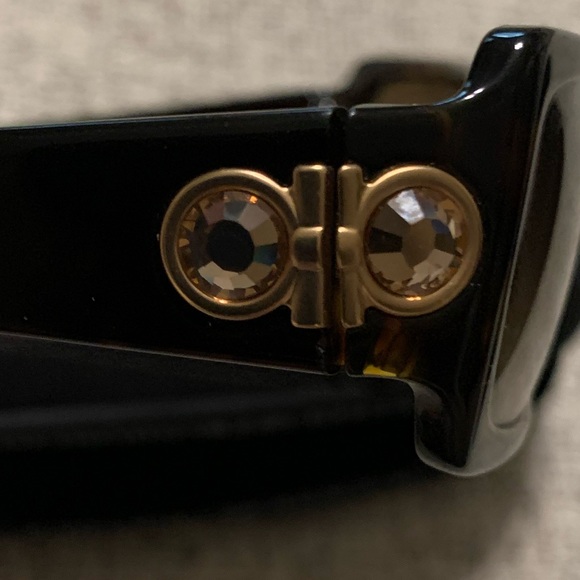 Salvatore Ferragamo Sunglasses main image 7